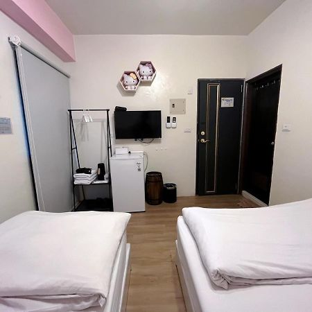 Fengchia Fun House Apartment Taichung Exterior foto